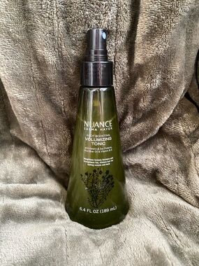 Salma Hayek Nuance | Root Boosting Volumizing Tonic's 6.4 oz | New Old Stock